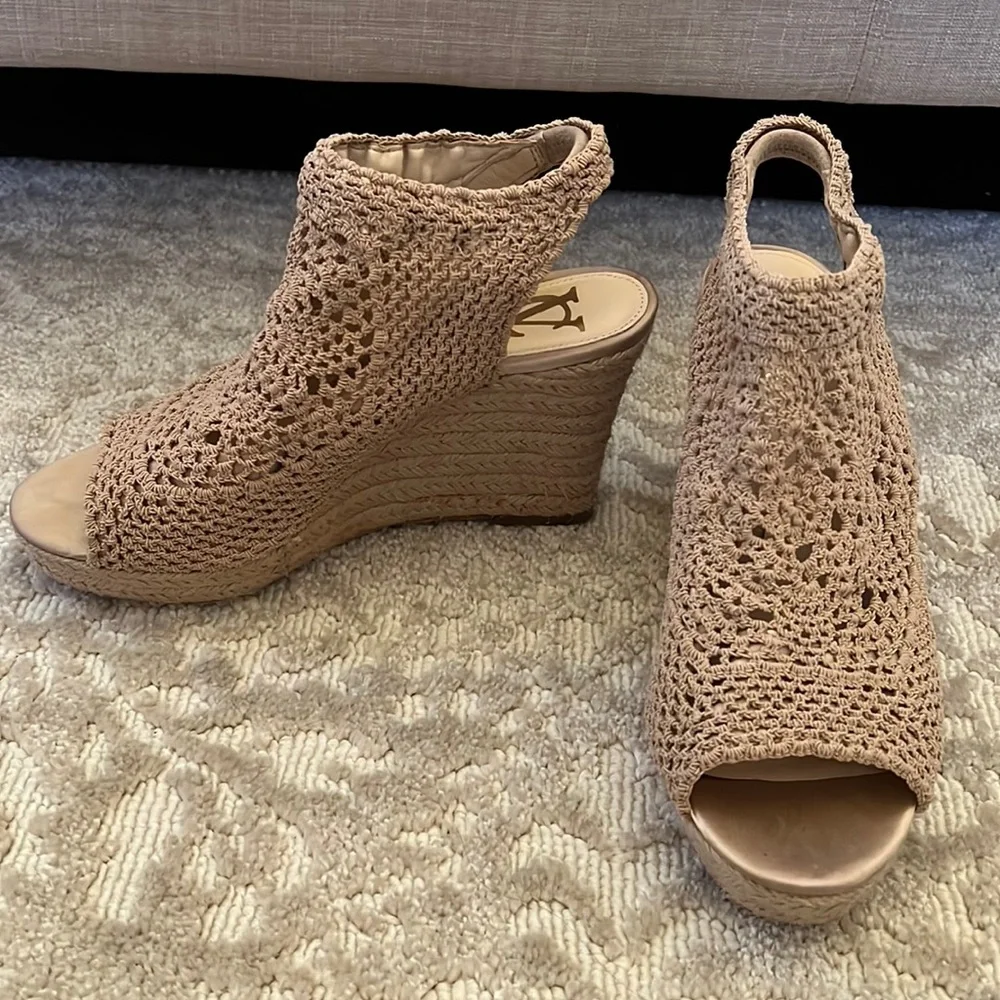 Vince Camuto heeled espadrille - Picture 1 of 3